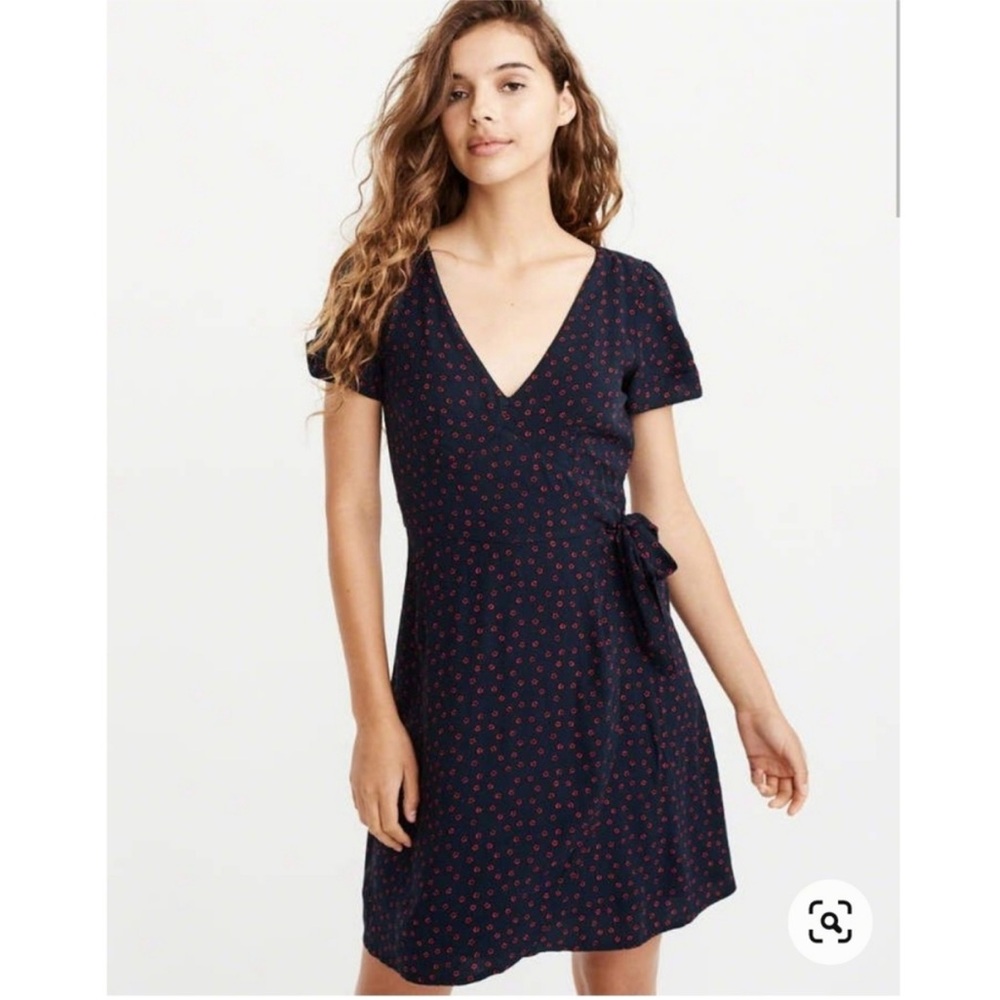 Abercrombie & Fitch Navy Blue & Red Floral Print‎ Faux Wrap Dress Sz S